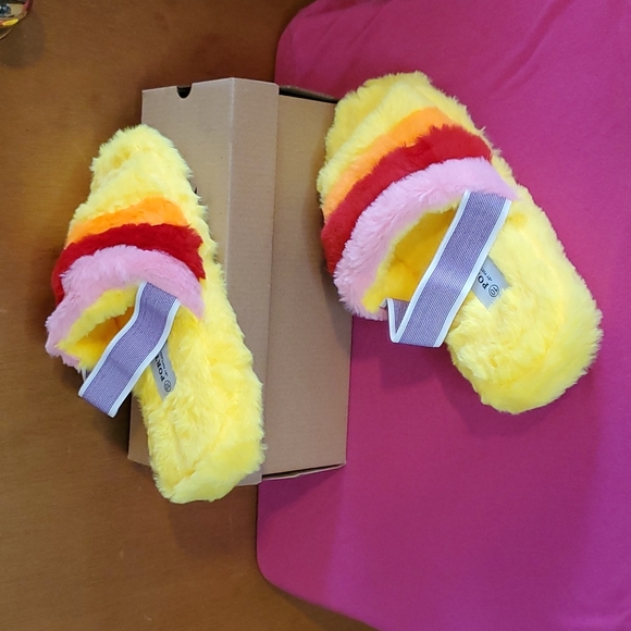 Womens Open-Toe Slingback Slippers - Picture 8 of 11